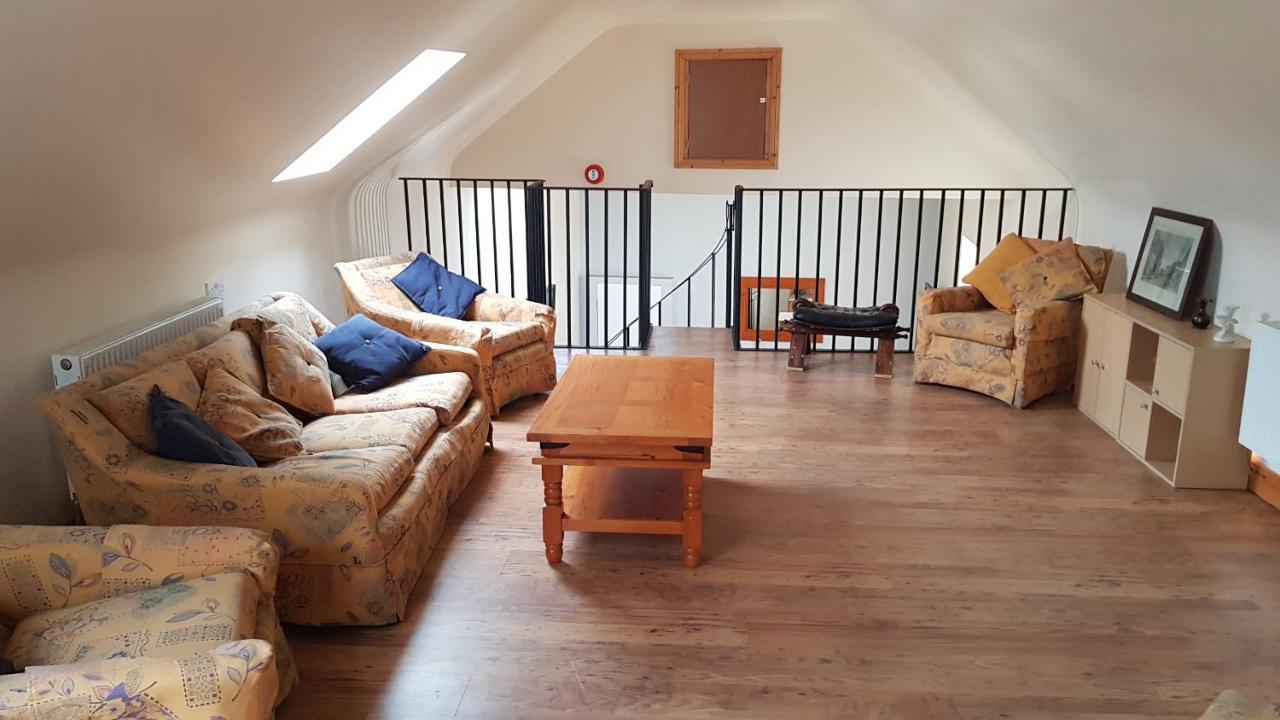 Apartment 3 Bedroom Banagher Town Centre 외부 사진
