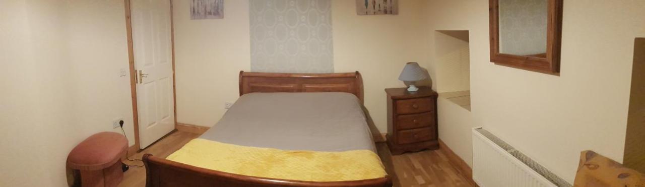Apartment 3 Bedroom Banagher Town Centre 외부 사진