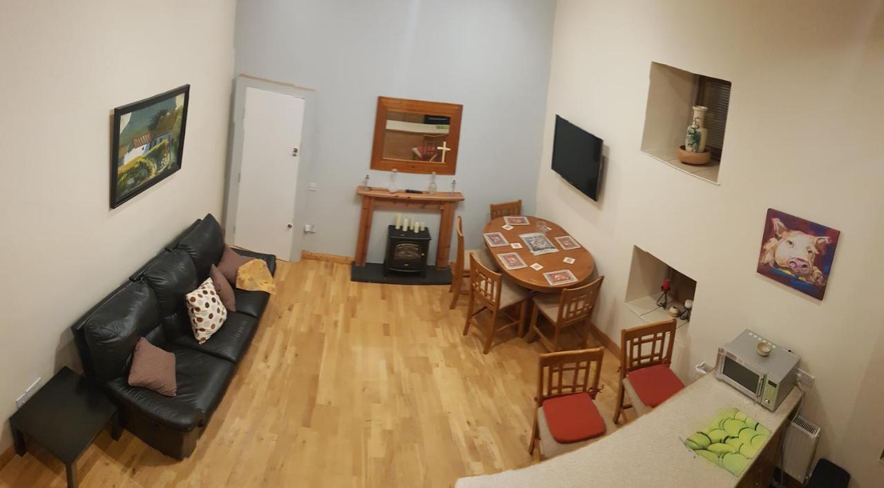 Apartment 3 Bedroom Banagher Town Centre 외부 사진