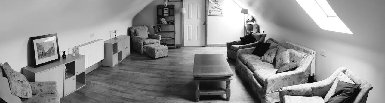 Apartment 3 Bedroom Banagher Town Centre 외부 사진