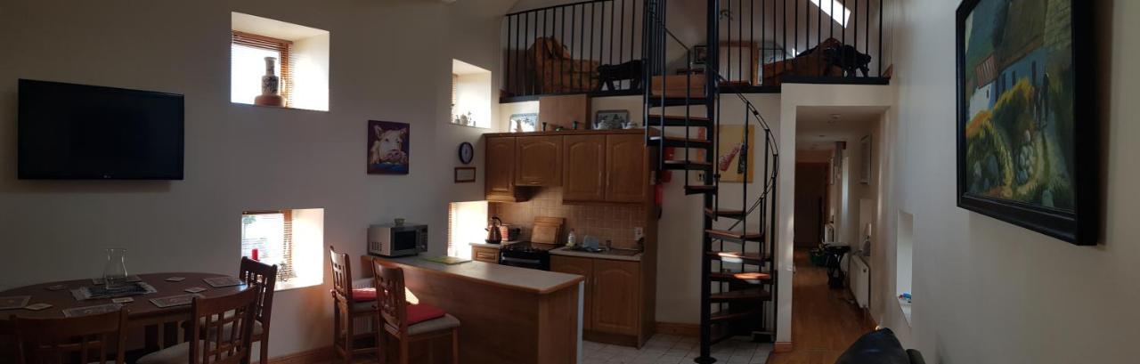 Apartment 3 Bedroom Banagher Town Centre 외부 사진